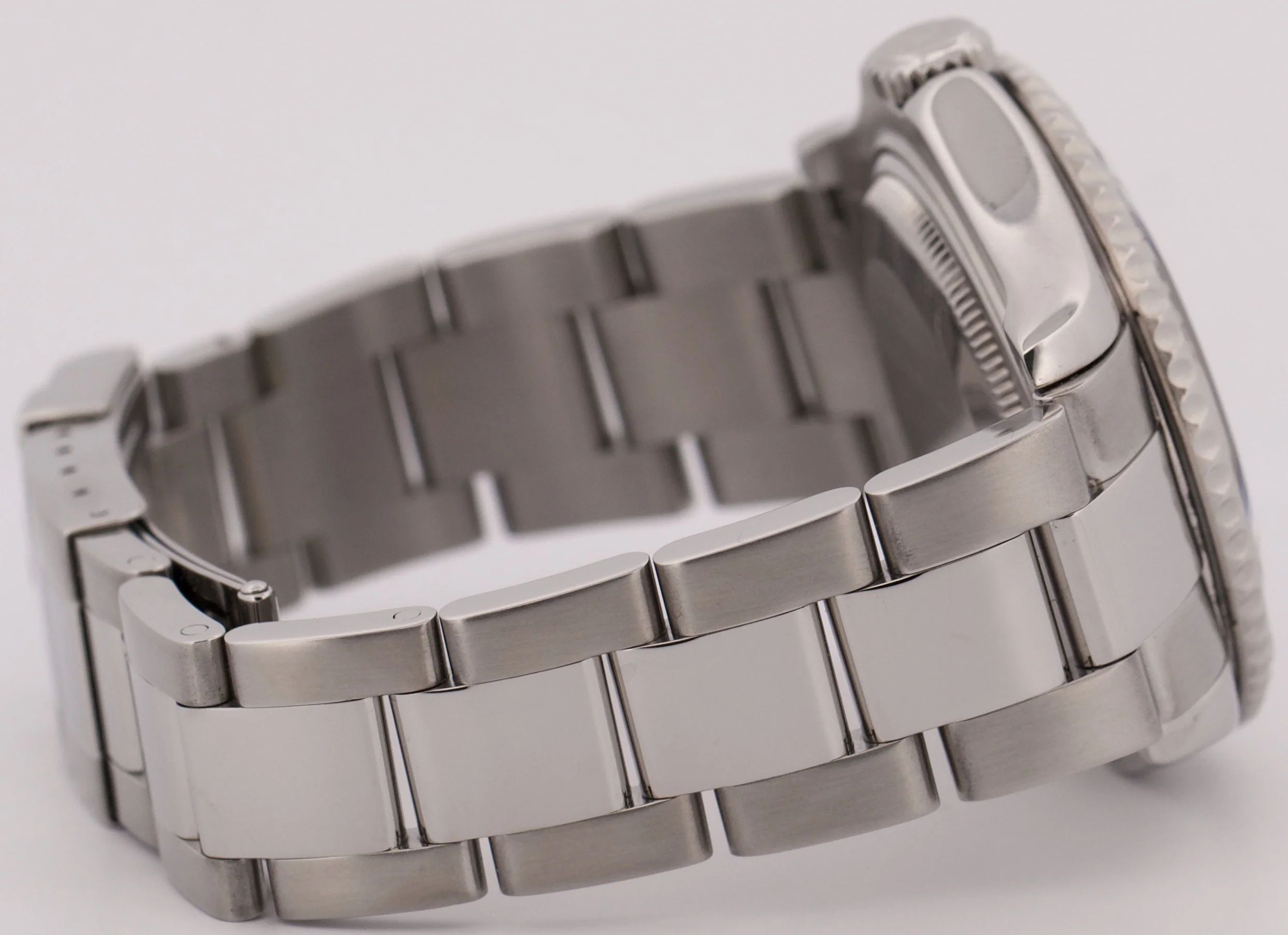 Rolex Yacht-Master Mid-Size PLATINUM Stainless Steel 35mm Oyster Watch 168622 - Image 8
