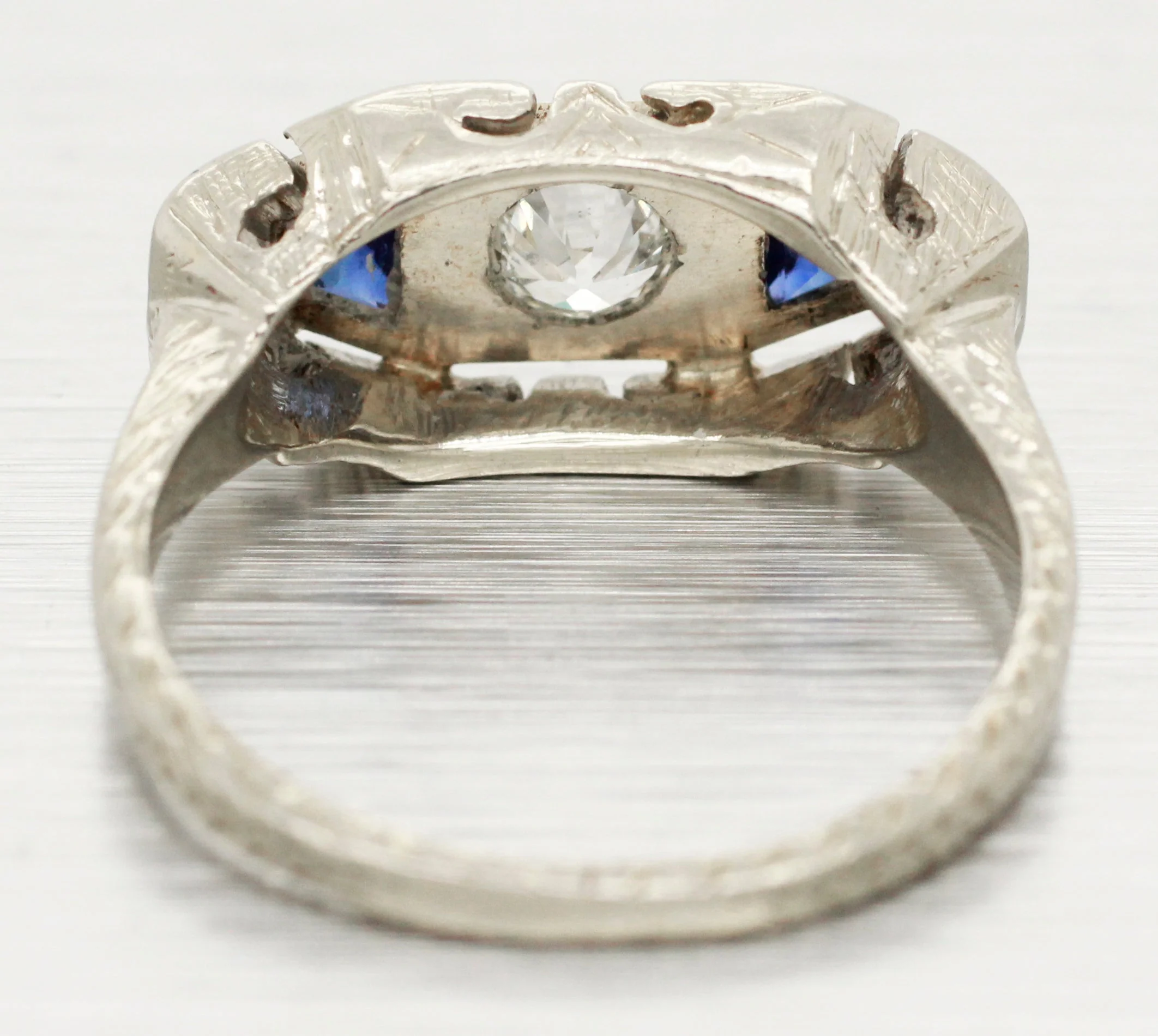 Antique Art Deco 0.30ct Diamond & Sapphire Band Ring - 18k White Gold - Image 5