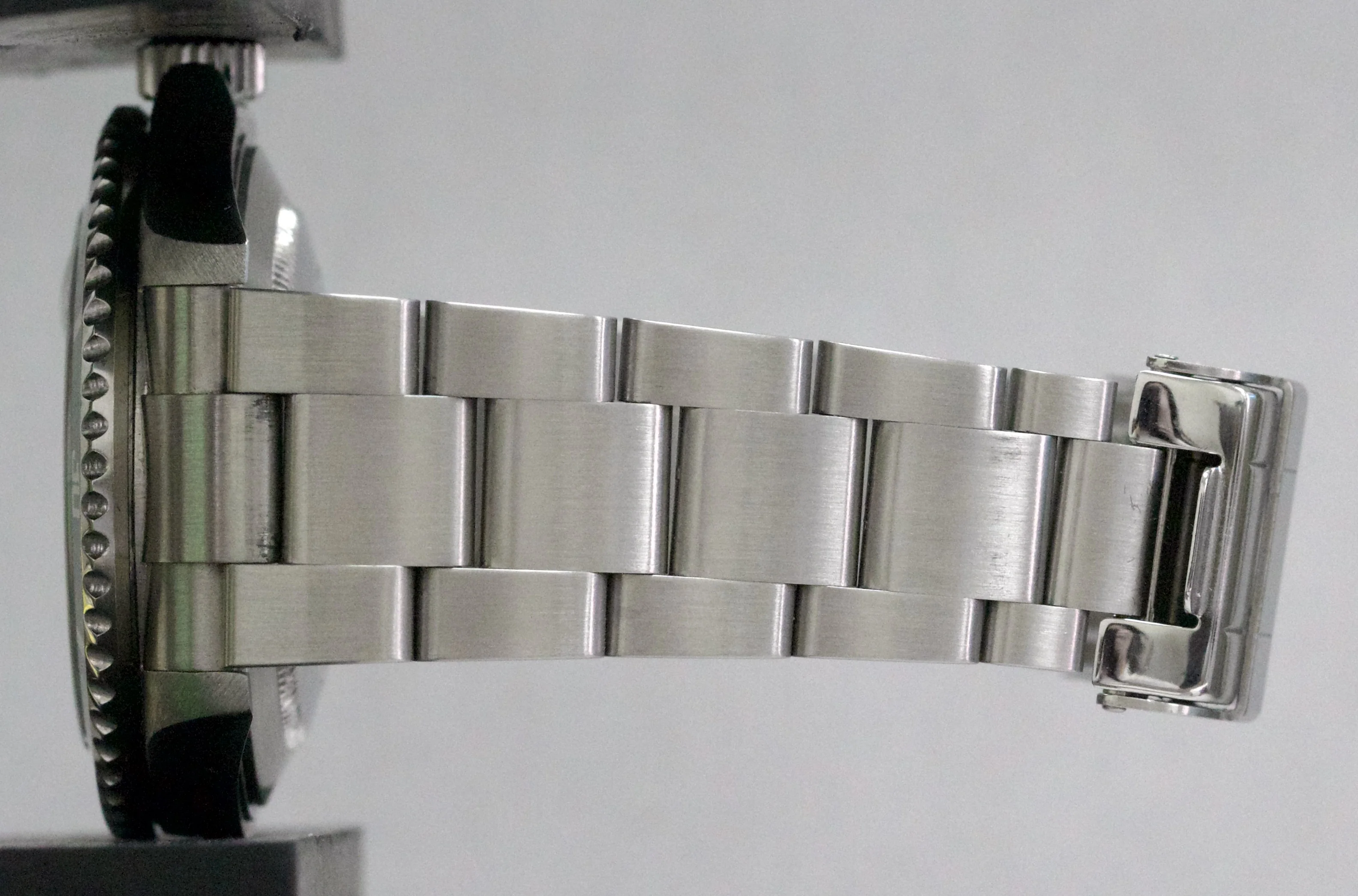 UNPOLISHED Rolex Submariner Date BLACK Steel KERMIT Green No-Holes 40mm 16610 LV - Image 10