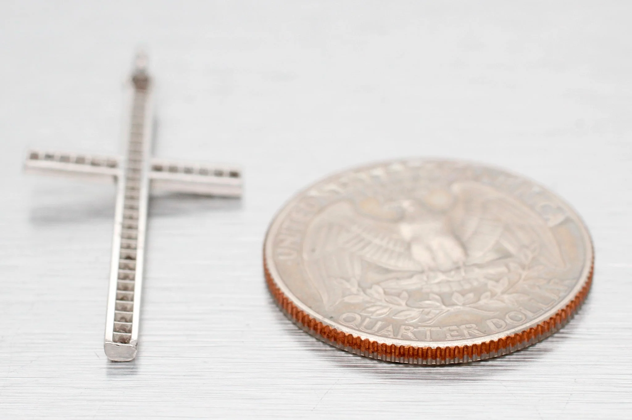 Vintage 0.10ctw Diamond Long Cross Pendant - 14k White Gold Charm - Image 3