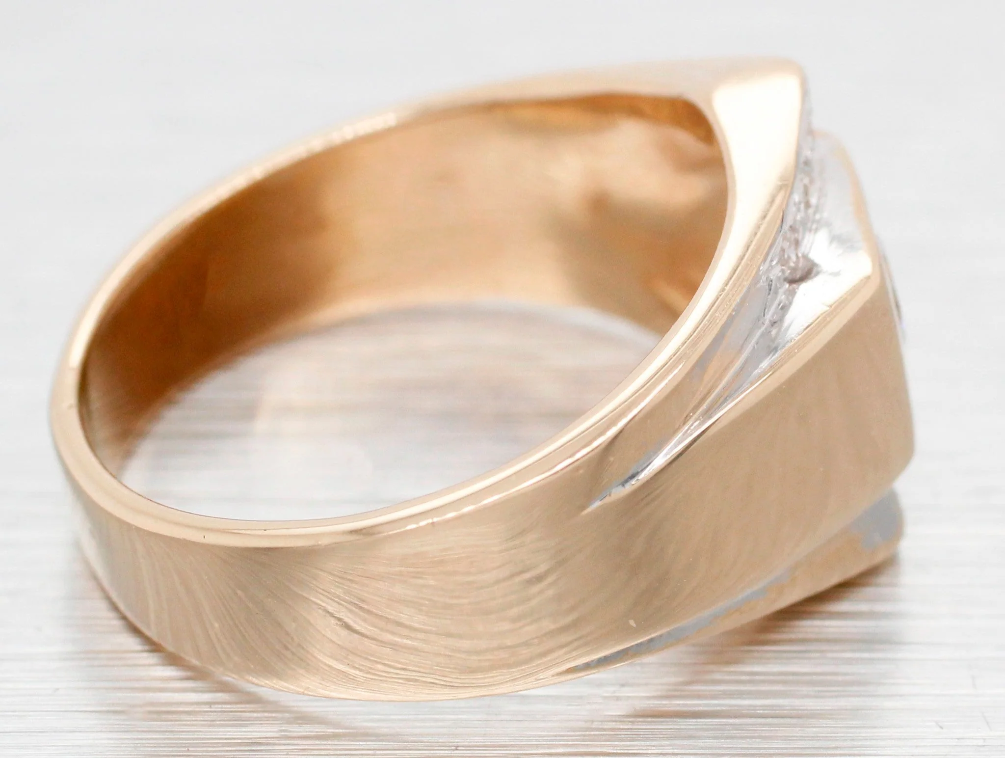 Vintage 0.36ctw Diamond Men's Signet Ring - 14k Yellow Gold - Size 7.75 - Image 4