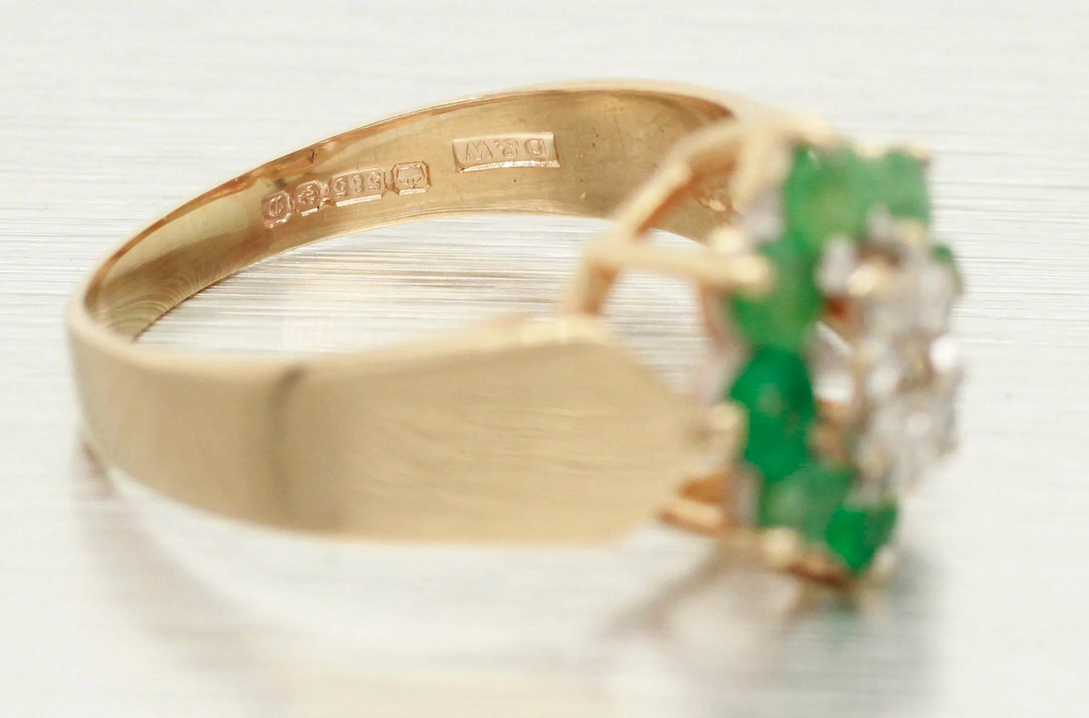 Vintage 0.80ctw Cluster Diamond & Emerald Ring - 14k Yellow Gold Band - Size 7 - Image 3