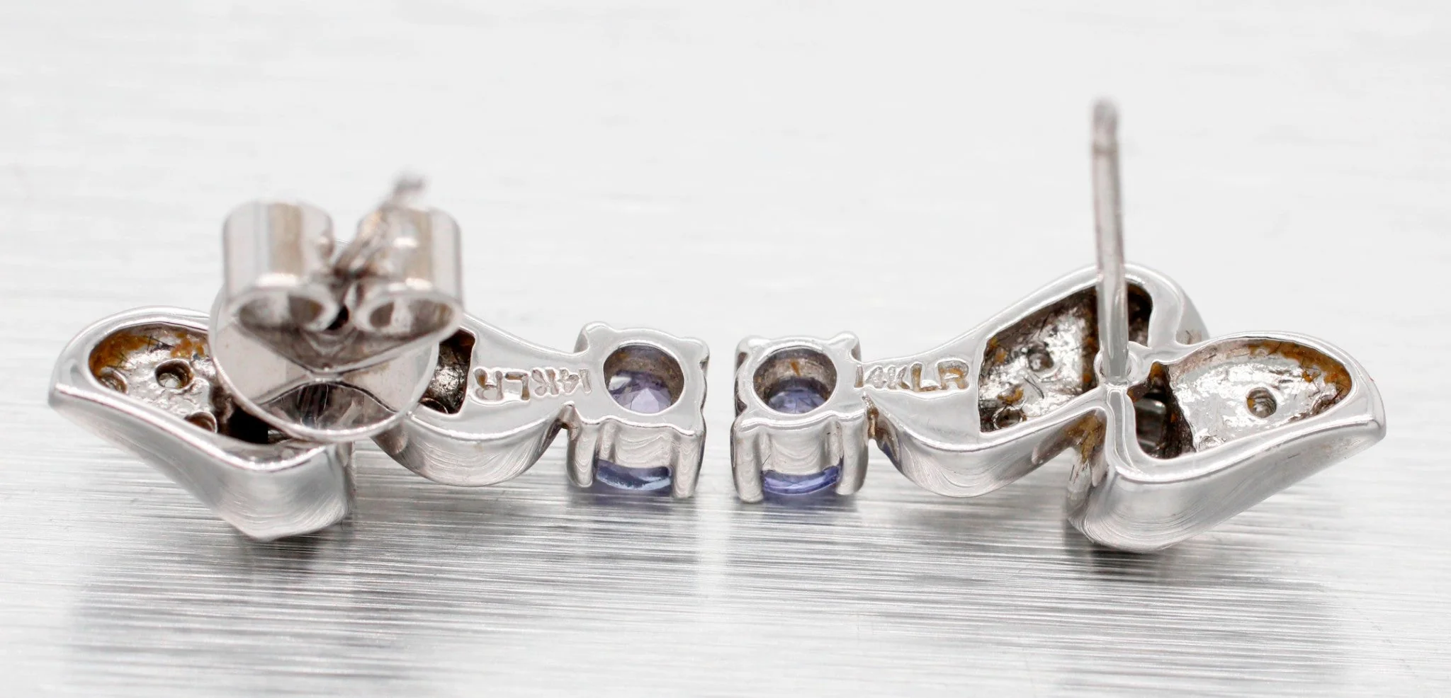 Vintage Blue Tanzanite Swirled Stud Earrings w/ Diamond Accents - 14k White Gold - Image 4
