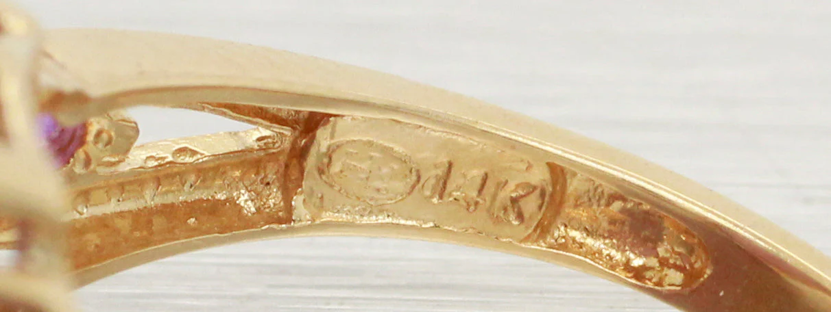 Vintage Cabochon Amethyst Cocktail Ring - Amethyst Accents - 14k Yellow Gold - Image 3