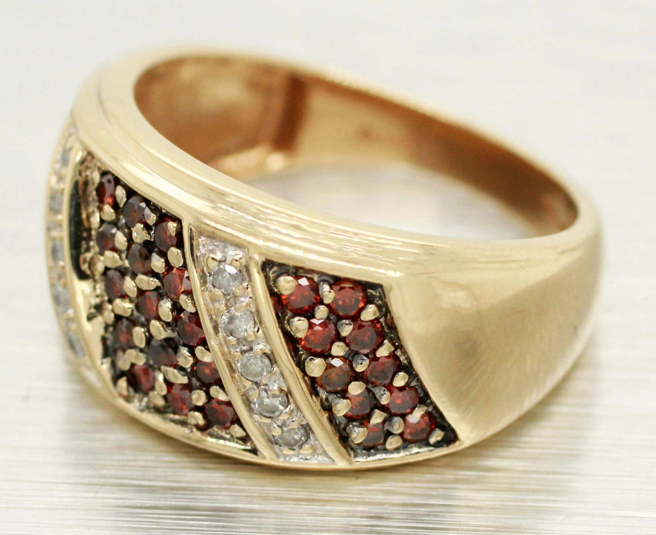 Vintage 0.23ctw Orange Diamond & White Diamond Pave Band Ring - 14k Yellow Gold - Image 2