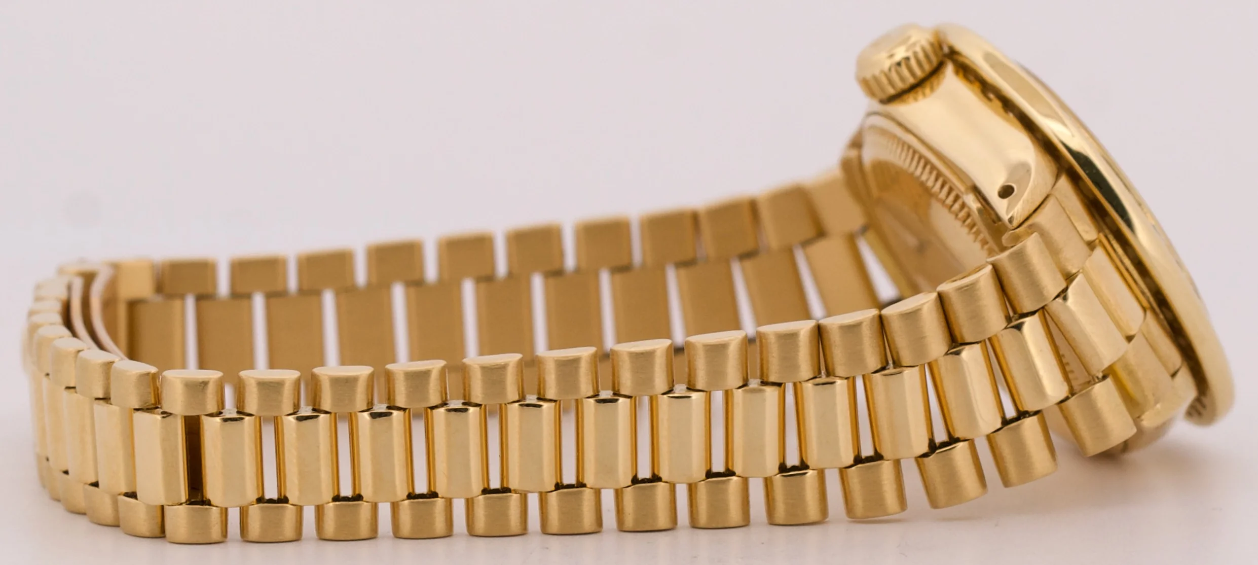 VINTAGE Ladies Rolex DateJust President 26mm WHITE DIAMOND 18K Gold 6917 Watch - Image 8