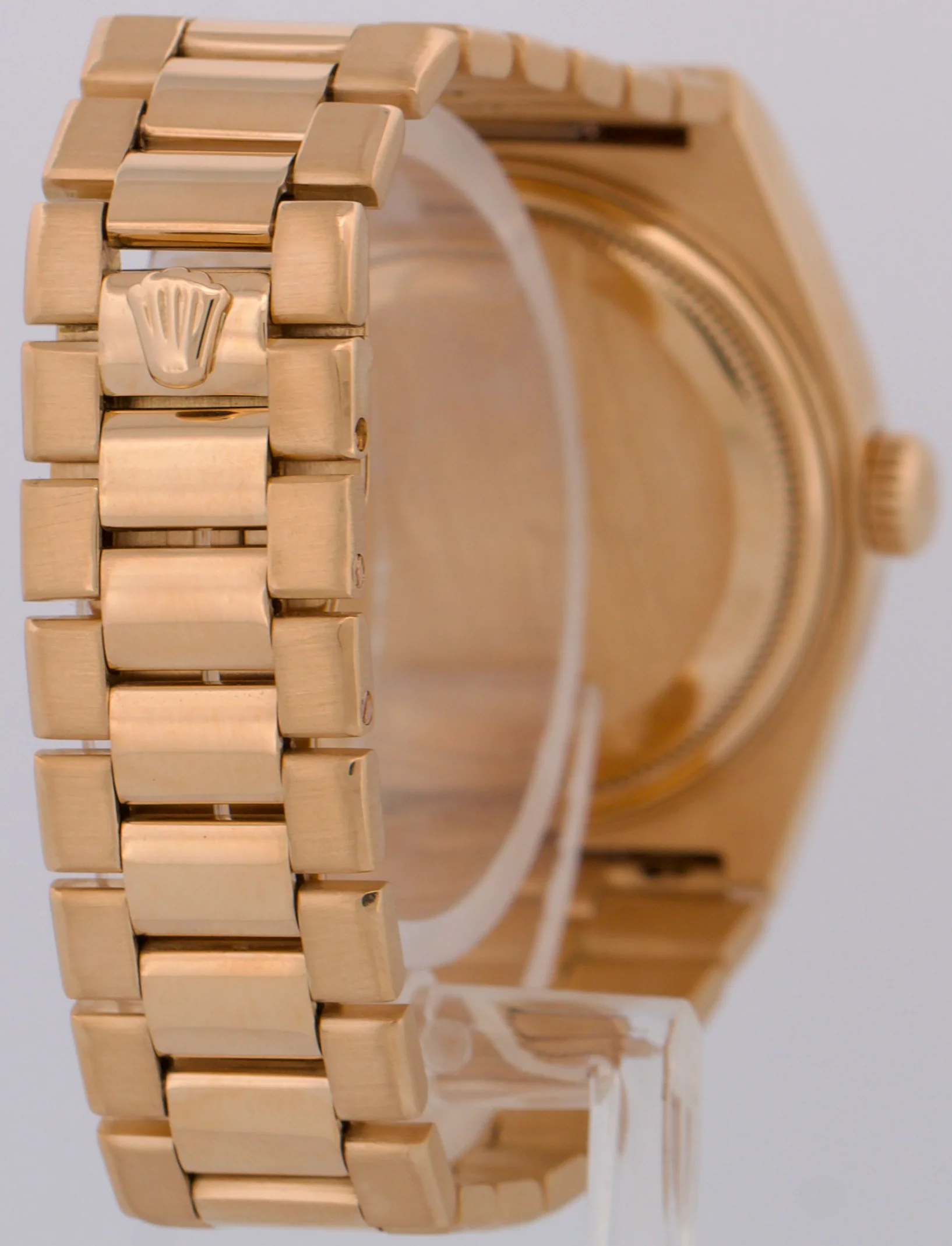 VINTAGE Rolex OysterQuartz Day-Date CREAM ROMAN 36mm 18K Yellow Gold Watch 19018 - Image 6